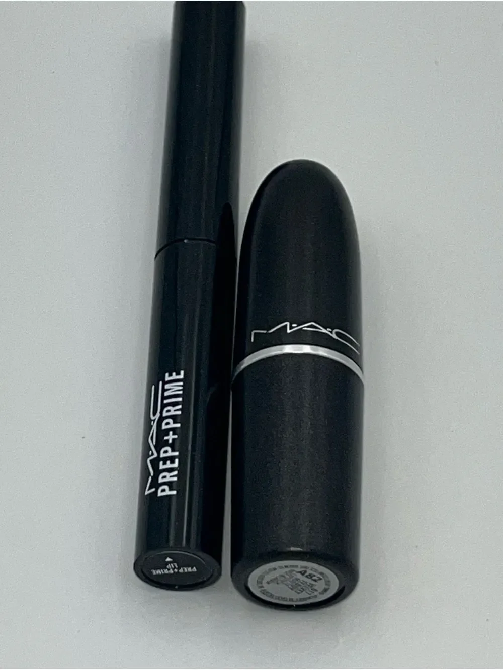 New MAC MACXIMAL Matte Lipstick Velvet Teddy 617 - 0.12 OZ W Prep Primer